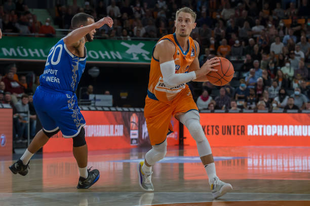 豪必须全力 豪必须全力