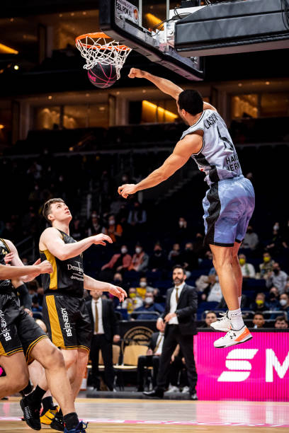 勤奋精神深 勤奋精神深