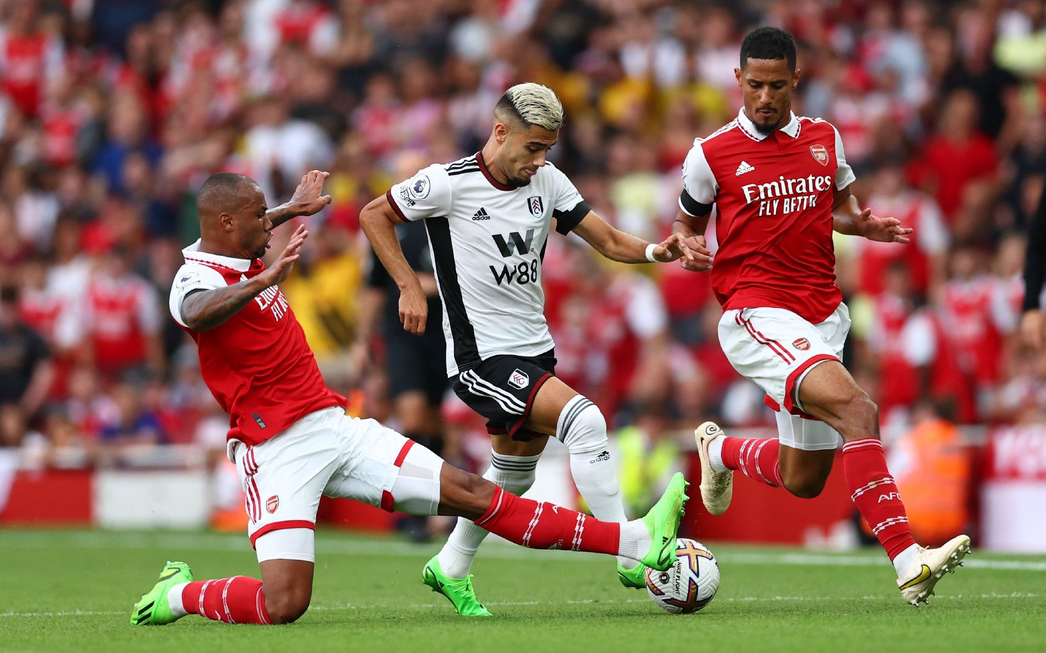 包二战术 包二战术