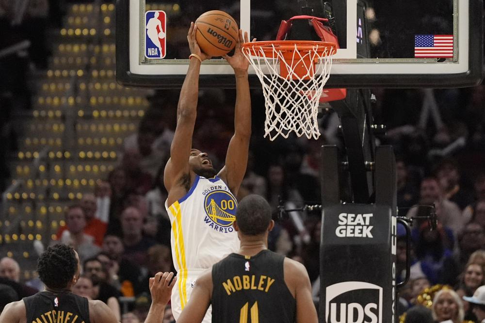 进行后撤 进行后撤